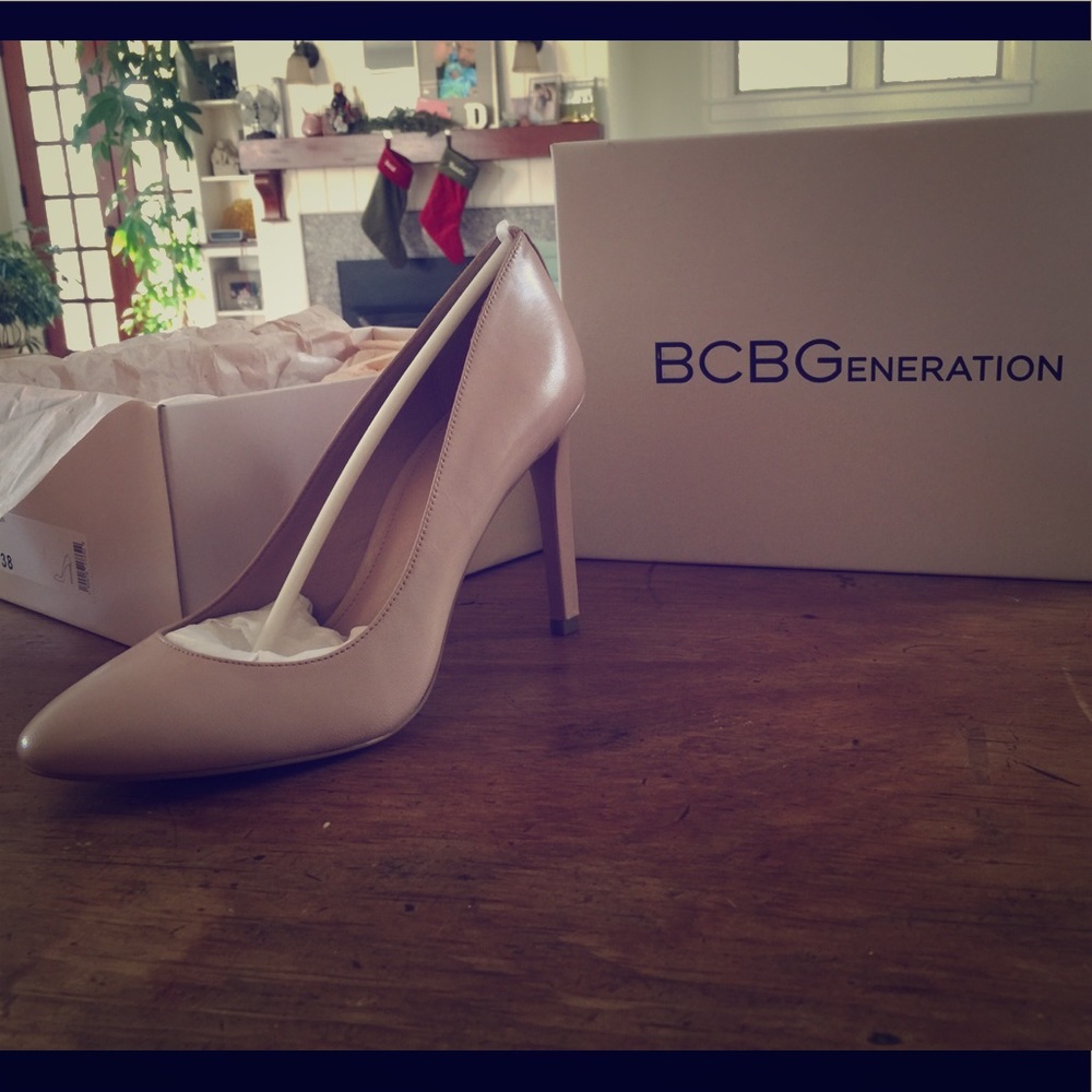 BCBG Shell Leigh Kidskin Leather Heels